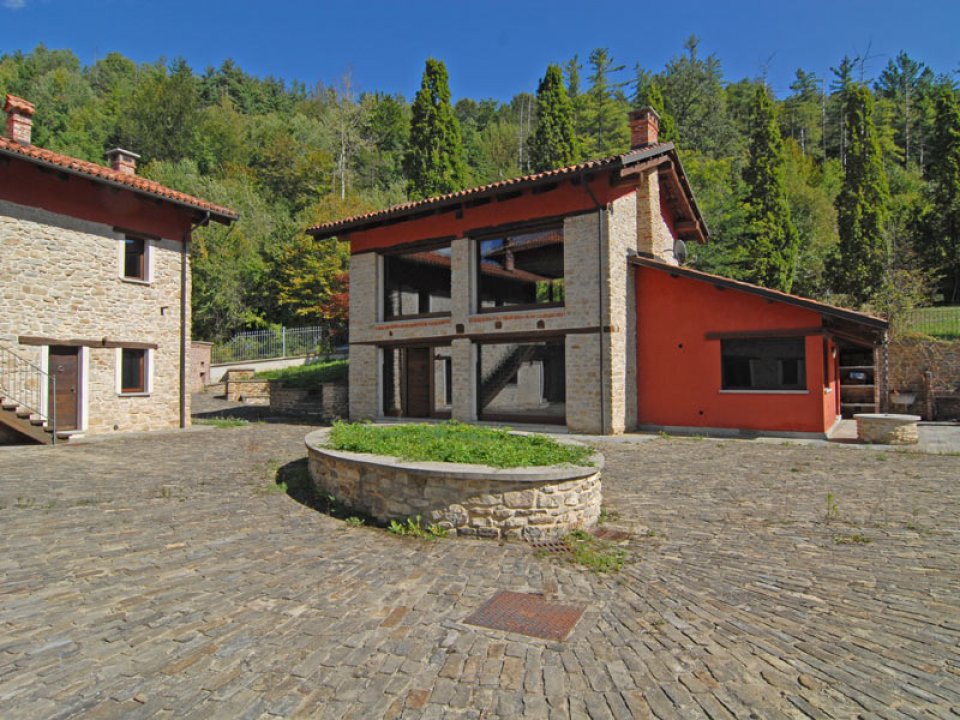 For sale cottage in quiet zone Niella Belbo Piemonte foto 6