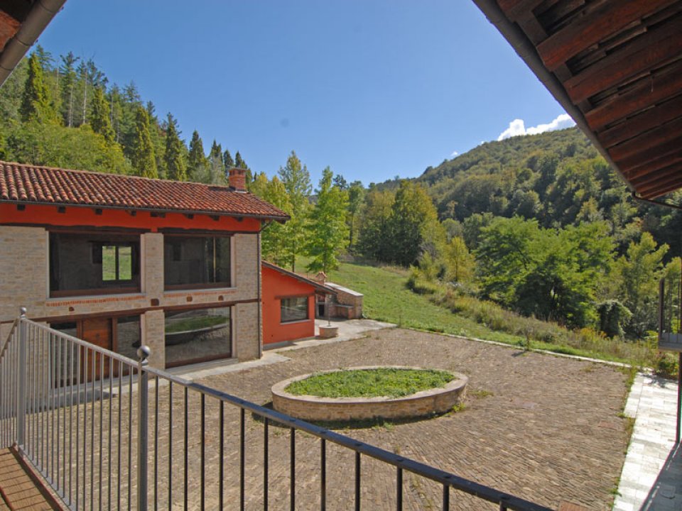 For sale cottage in quiet zone Niella Belbo Piemonte foto 4