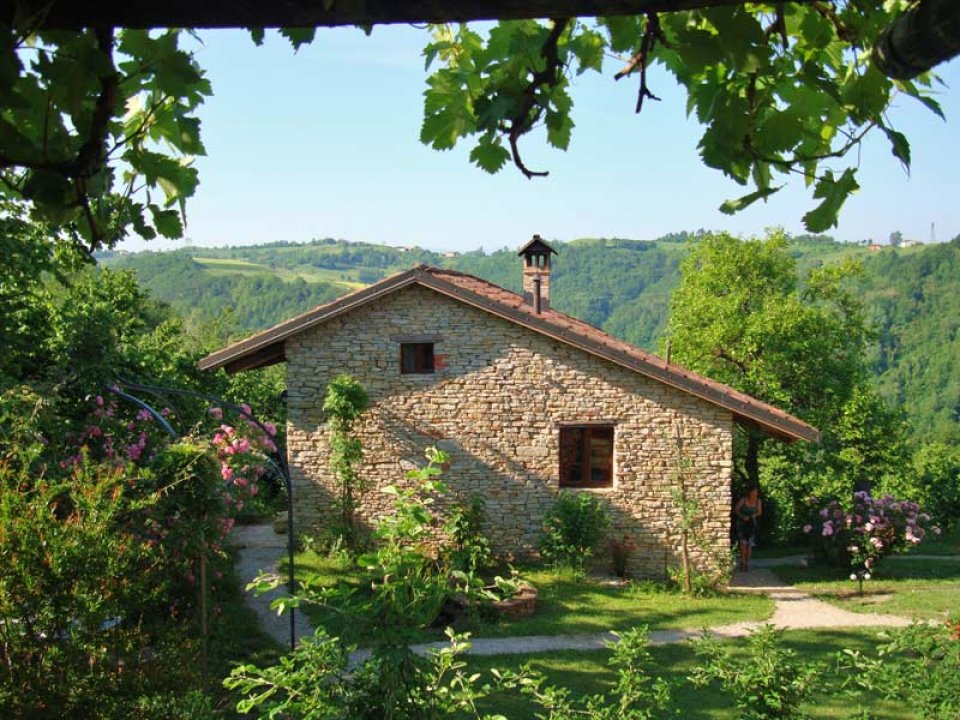 For sale cottage in quiet zone Murazzano Piemonte foto 11