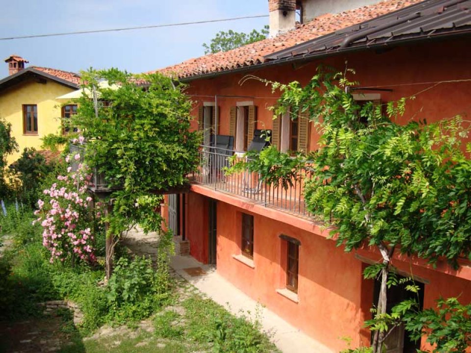 For sale cottage in quiet zone Murazzano Piemonte foto 13